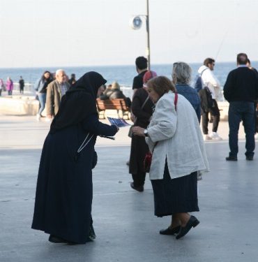 Bursa Mudanya'da 'Saadet'li kadınlardan farkındalık standı