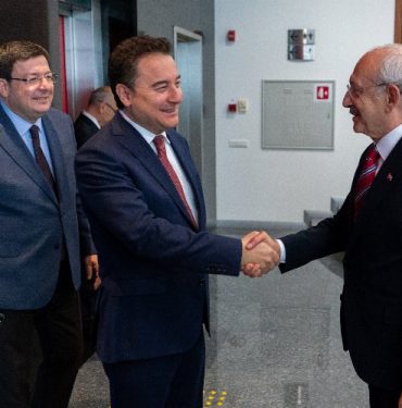 Babacan, Kılıçdaroğlu ile görüştü