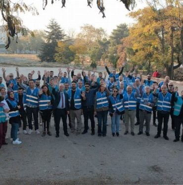 Bursa Yıldırım'da 'mavi yelekliler' saha faaliyetinde