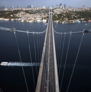 İstanbul maratonunda rekor (İstanbul'da hangi yollar kapalı?)