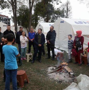 Düzce'de tahliye edilen 630 konuttan 333'ü yıkıldı
