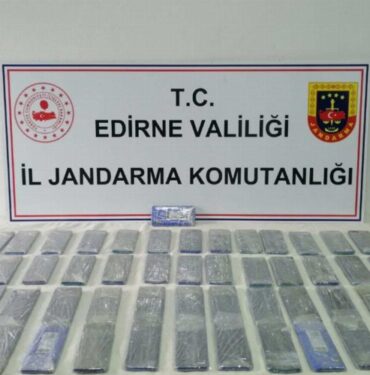 Kapıkule'de kaçak cep telefonlara el kondu