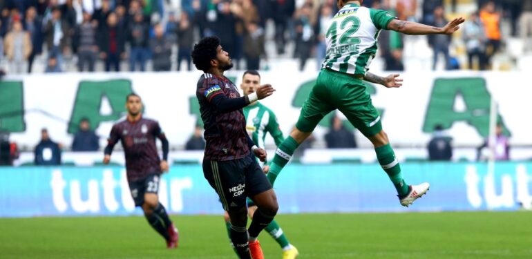 Beşiktaş, Konya'da uzatmalarda kazandı