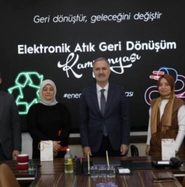 Bursa İnegöl'de 'elektronik atık'lar ödüllendirdi