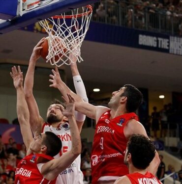 FIBA 2023 Dünya Kupası elemeleri: 12 Dev Adam lideri konuk ediyor (Türkiye-Letonya maçı ne zaman, saat kaçta, hangi kanalda?)