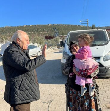 Mardin Yeşilli Belediyesi deprem bölgesinde hizmette