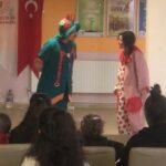 Çocuklara 'Hacivat-Karagöz' ile moral aşılandı