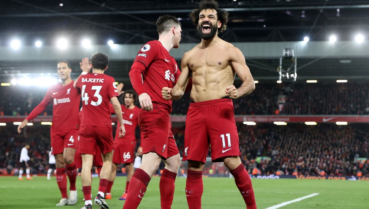 SON DAKİKA: Premier Lig'de Liverpool'dan Manchester United'a tarihi fark