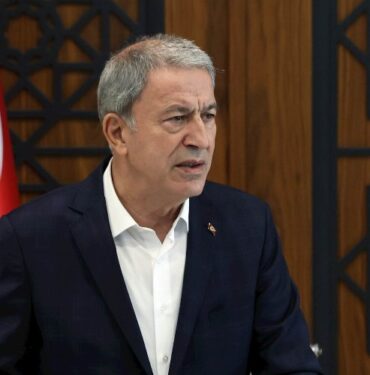 Bakan Akar: Misliyle karşılık veriliyor