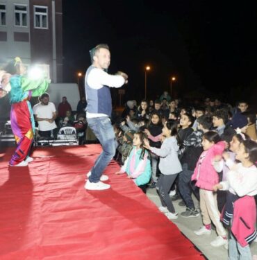 Dilovası'nda çocuklara Ramazan sürprizi