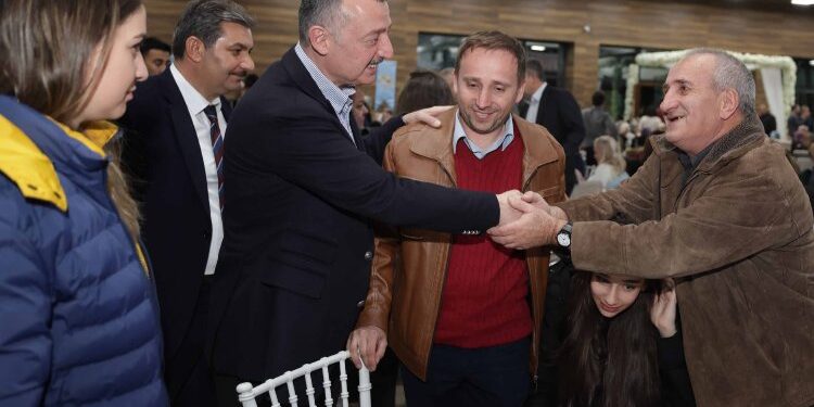 Kocaeli'nde Balkan Türkleri'ne sandık daveti