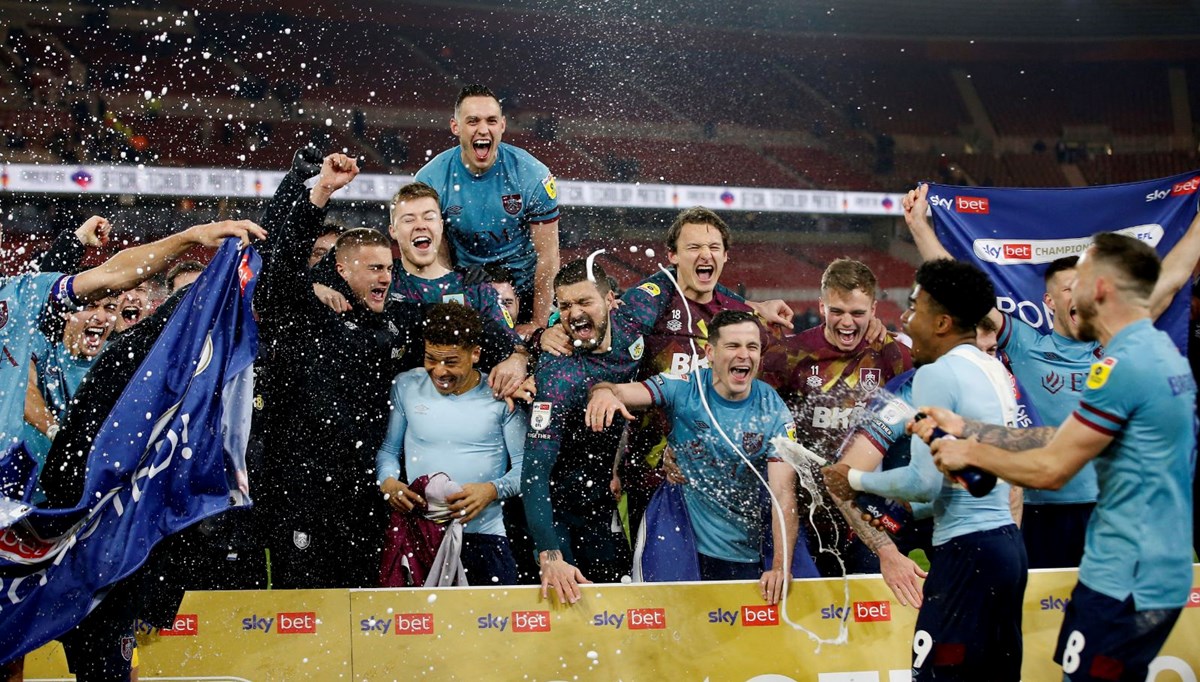 Premier Lig'e ilk yükselen takım Burnley oldu