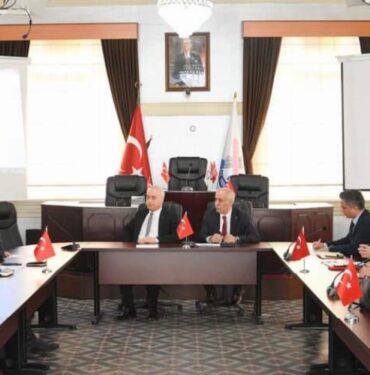 Yenişehir'de mevsimlik işçilere hazırlık toplantısı