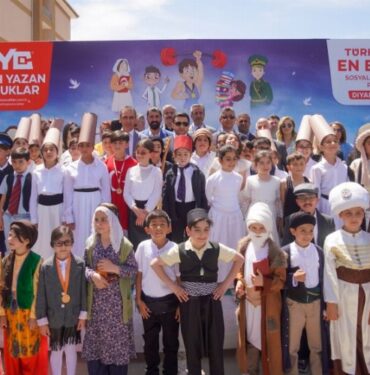 Diyarbakır'da çocuklar 'tarih' yazdı