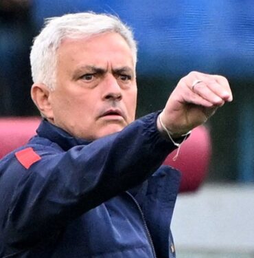 Jose Mourinho'dan PSG açıklaması