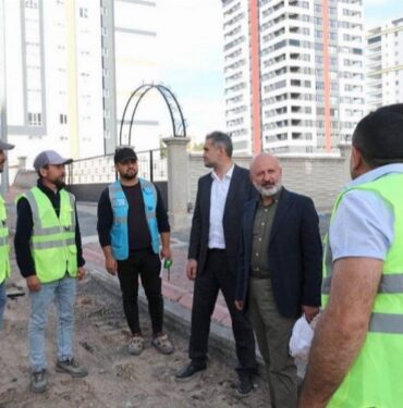 Kayseri Kocasinan'da asfalt mesaisi