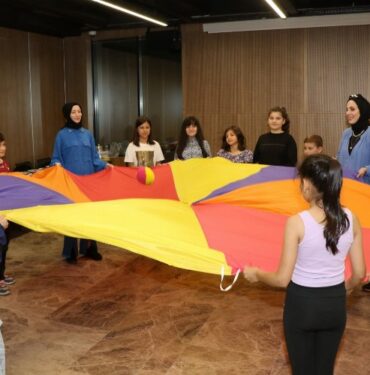 Kocaeli'den 'Mutlu Çocuklar Okulu'