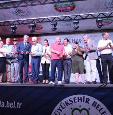 Başkan Gürün Dalaman Kitap Fuarı’na Katıldı