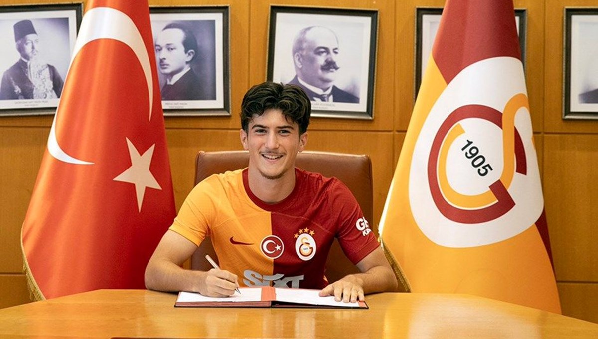 Galatasaray, Gökdeniz Gürpüz'ü kadrosuna kattı