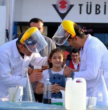 Kocaeli Bilim Merkezi'ne TEKNOFEST hayranlığı