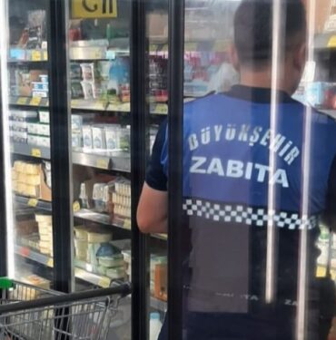 Kocaeli'de onlarca ürün imha edildi!