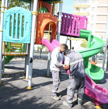 Çayırova'da bakım ve onarım çalışmaları sürüyor