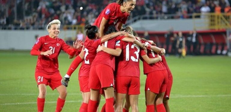 A Milli Kadın Futbol Takımı UEFA Uluslar C Ligi için toplanıyor