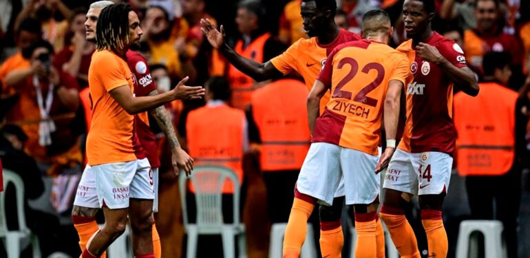 Avrupa'da Galatasaray'ın rakipleri liglerinde kazandı