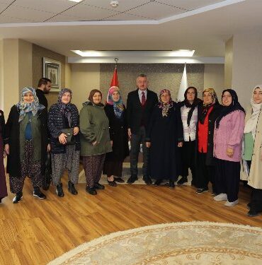 Kandıralı üretici kadınlardan Başkan Büyükakın’a ziyaret