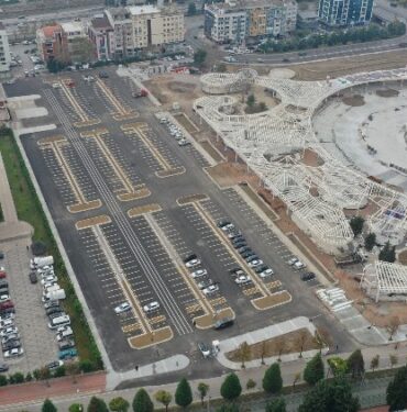 Kocaeli'de Milli İrade Meydanı otoparkı faaliyette