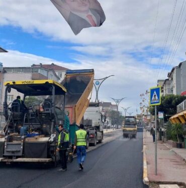 Körfez Hamit Kaplan Caddesi asfaltlandı