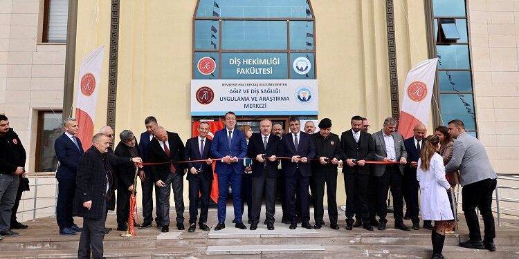 Nevşehir Ağız ve Diş Sağlığı Uygulama Merkezi açıldı