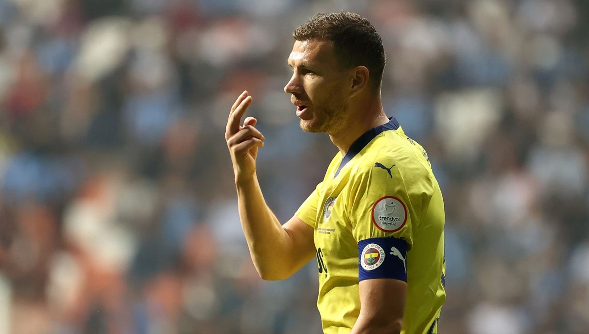 Fenerbahçe'den Dzeko için sakatlık açıklaması