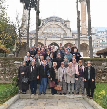 Gölmarmaralı kadınlar Manisa’da ağırlandı