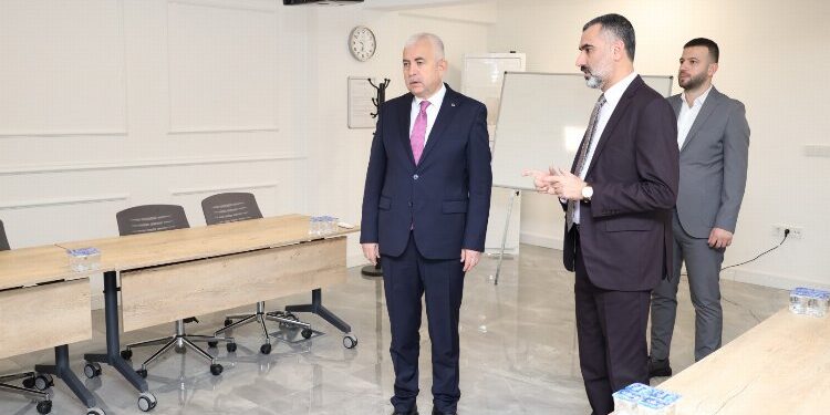 Kocaeli Sivil Toplum Merkezi’ne Genel Sekreter Gündoğdu'dan inceleme