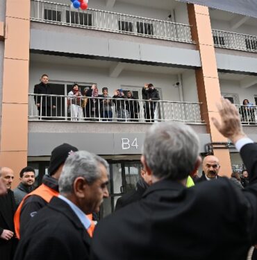 15 yıllık hasret bitti! Tapular teslim edildi