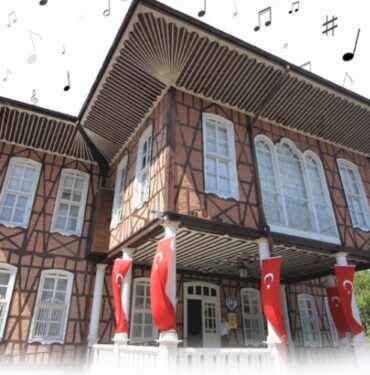 Bursa'da sahne yeniden 'Şehir Korosu'nun
