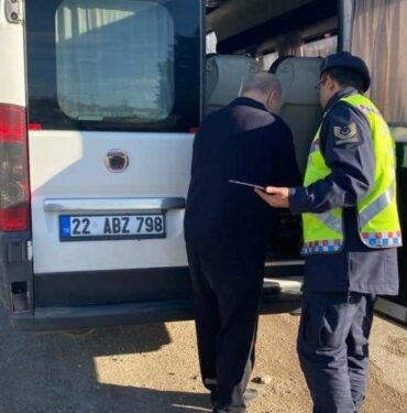 Keşan’da okul servisleri denetlendi