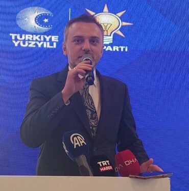 AK Parti’nin Edirne ilçe ve belde belediye başkan adayları açıklandı