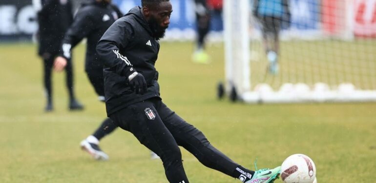 Beşiktaş'ta Masuaku gelişmesi