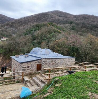 Gölcük’teki tarihi hamam gençlere hizmet edecek