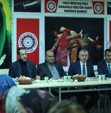 Kocaeli'de Başkan Büyükakın canlarla iftar yaptı