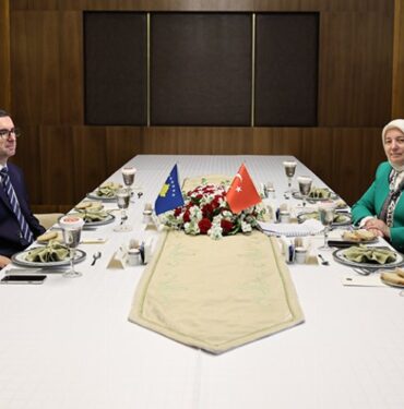 TBMM'de Türkiye-Kosova dostluğu