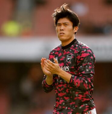 Arsenal'den Takehiro Tomiyasu'ya yeni sözleşme