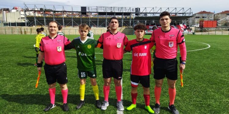 Keşan Gençlerbirliği, Uzunköprü Veteranlar’a 4-2 yenildi
