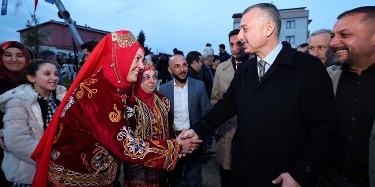 Yörükler Derince’deki iftarda buluştu
