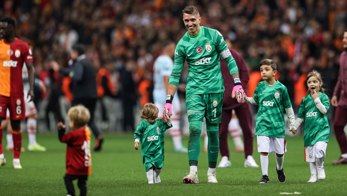 Galatasaray'da Muslera 5