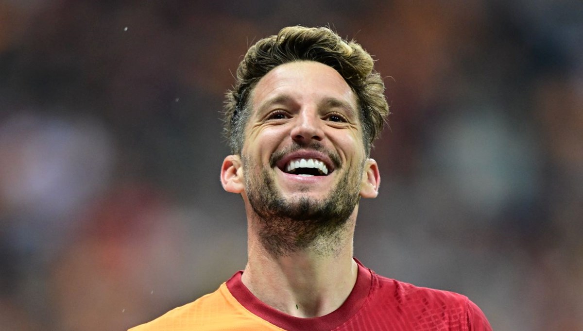 Dries Mertens'te mutlu son: Yıllık ücreti belli oldu