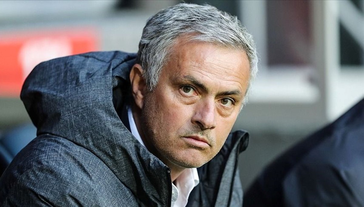 Jose Mourinho, Dybala ve Lukaku'yla birlikte gelecek