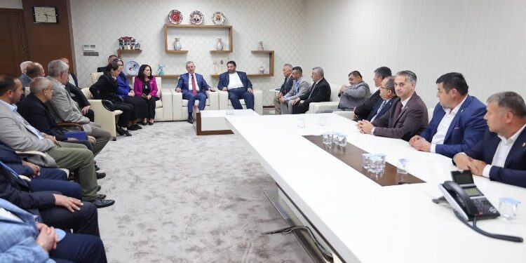 “Milletin emanetini en güzel şekilde taşıyoruz”
